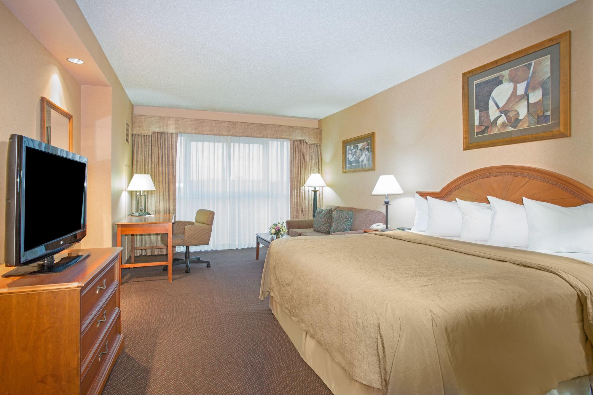 Hotel Topeka At City Center מראה חיצוני תמונה