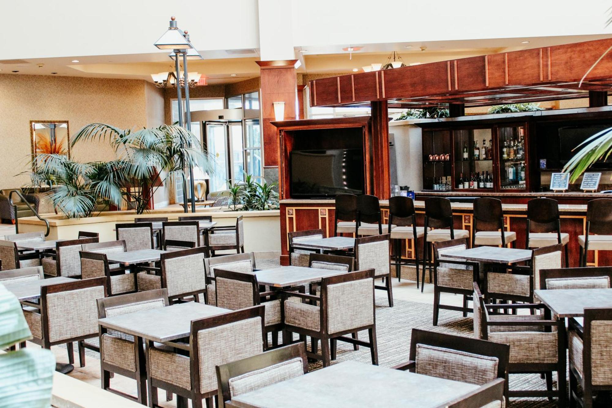 Hotel Topeka At City Center מראה חיצוני תמונה